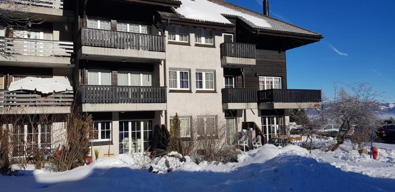 Appartement Avec Terrasse Ensoleillee Gruyeres Exteriér fotografie